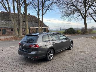 Volkswagen Golf VARIANT TSI 115 PK NAVI CLIMA CAMERA CRUISE B.J 2020 SCHROEFSCHADE picture 2