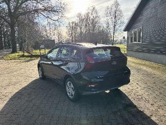Hyundai Bayon AUTOMAAT NAVI CLIMA CAMERA LED B.J 11/2025 Lichte schade picture 2