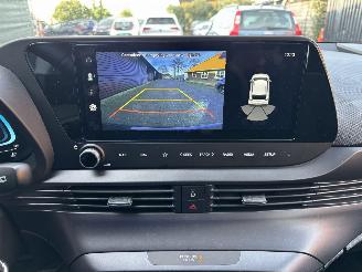 Hyundai Bayon AUTOMAAT NAVI CLIMA CAMERA LED B.J 11/2025 Lichte schade picture 18