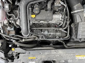 Seat Arona TSI STYLE 110 PK NAVI CLIMA CAMERA LED PDC B.J 2024 picture 25