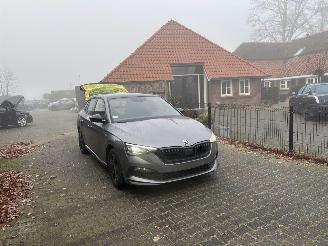Skoda Scala 1.5 AUTOMAAT PANO 150 PK MONTE CARLO NAVI CLIMA LED B.J 12-2022 picture 9