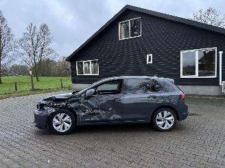 Volkswagen Golf 8.5 ETSI 1.5 HYBRIDE AUTOMAAT NAVI CLIMA CAMERA LED VIRT DASH TREKHAAK B.J 12-2024 picture 19