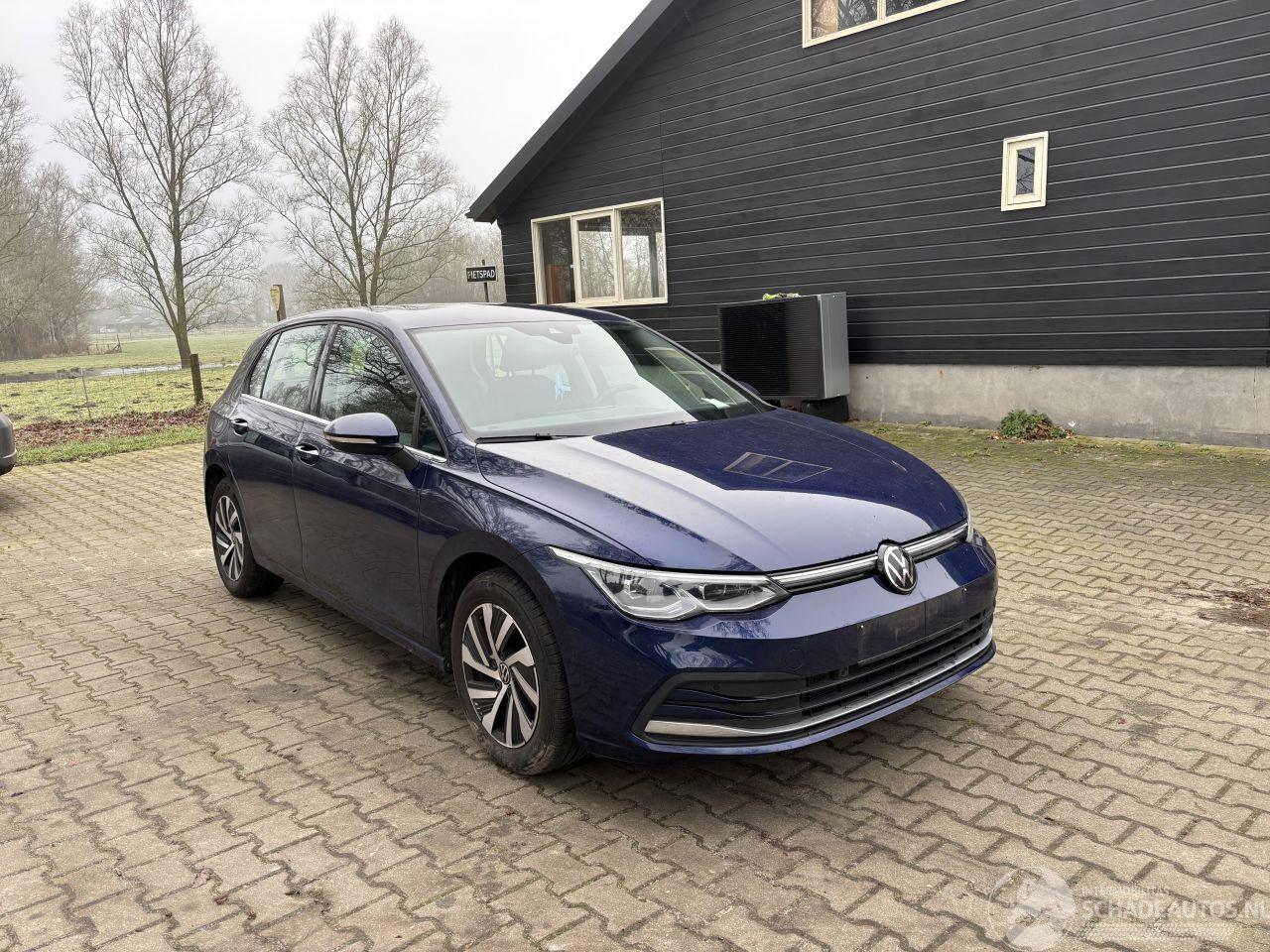 Volkswagen Golf 8 GTE PLUG IN 204 PK AUTOMAAT NAVI CLIMA CAMERA LED VIRT DASH B.J 12-2023