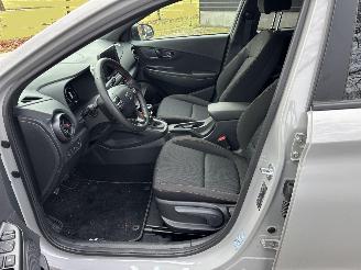 Hyundai Kona N-LINE SPORT T-GDI CLIMA CAMERA APP LED B.J 04-2023 lichte schade picture 9