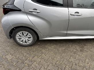 Toyota Yaris AUTOMAAT 1.5  HYBRIDE CLIMA CAMERA B.J 07-2022 picture 16