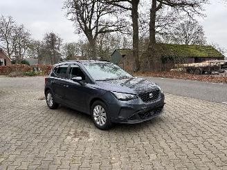 Seat Arona TSI 110 PK NAVI CLIMA CAMERA LED PARK ASS B.J 2024 picture 3