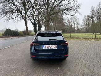 Skoda Octavia AUTOMAAT HYBRIDE NAVI CLIMA VIRT DASH CAMERA TREKHAAK LED B.J 12-2024 picture 6