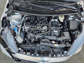 Toyota Yaris AUTOMAAT 1.5 HYBRIDE CLIMA CAMERA B.J 07-2022 picture 15