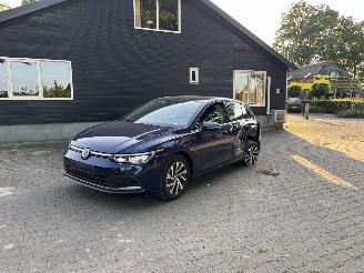 skadebil auto Volkswagen Golf 8 GTE PLUG IN 204 PK AUTOMAAT NAVI CLIMA CAMERA LED VIRT DASH B.J 12-2023 2023/10