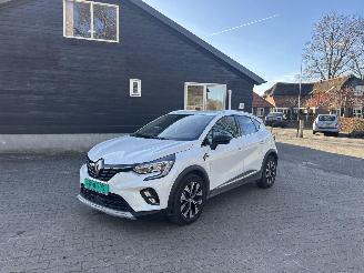 skadebil auto Renault  1.6 E-tech Hybride AUTOMAAT NAVI CLIMA CAMERA B.J 2023 2023/1