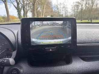 Mazda 2 AUTOMAAT HYBRIDE CLIMA CAMERA B.J 2024. 17 dkm picture 13