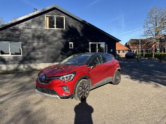 Schadeauto Renault Captur AUTOMAAT 1.6 E-TECH HYBRIDE NAVI CLIMA CAMERA LED B.J 2023 2023/5