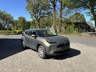 skadebil auto Toyota Yaris Cross 125 PK DYNAMIQ AIRCO CAMERA B.J 07-2022 6300 KM !!!! 2022/7