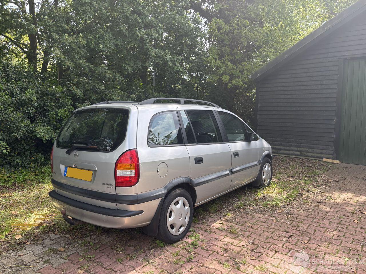 Opel Zafira A DIESEL 2.0 DLT COMFORT 7 PERSONEN B.J 2000 Sloop