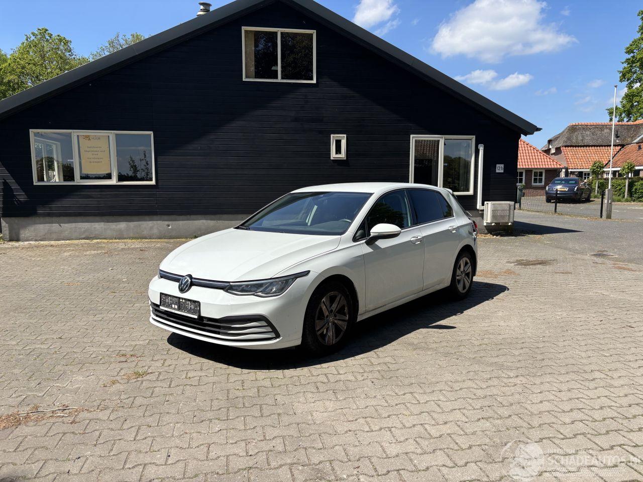 Volkswagen Golf 8 TSI 110 PK CLIMA LED PDC B.J 2021