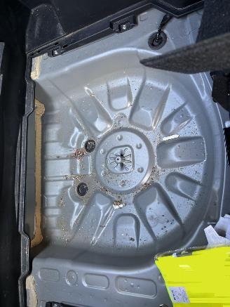 Toyota Yaris Cross HYBRIDE AUTOMAAT NAVI CLIMA CAMERA B.J 2023 picture 25