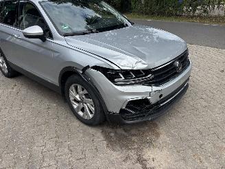 Volkswagen Tiguan 1.5 AUTOMAAT 150 PK NAVI CLIMA CAMERA LED TREKHAAK B.J 2024 picture 19