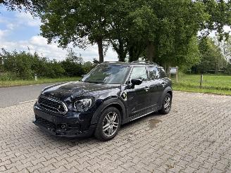 Voiture accidenté Mini Countryman COOPER SPORT HYBRIDE PLUG IN SE 4AWD AUTOMAAT NAVI CLIMA LEER LED PDC STOELVERW B.J 12-2019 2019/12