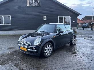 uszkodzony samochody osobowe Mini One 1.6 Pano Airco Elec pakket Lmv B.J 2003 2 eigenaar geen schade 2003/4