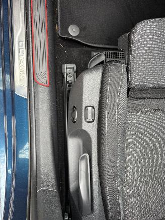 Skoda Octavia TSI AUTOMAAT HYBRIDE NAVI CLIMA VIRT DASH CAMERA TREKHAAK LED B.J 12-2024 picture 15