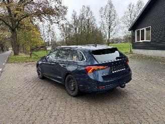 Skoda Octavia TSI AUTOMAAT HYBRIDE NAVI CLIMA VIRT DASH CAMERA TREKHAAK LED B.J 12-2024 picture 4