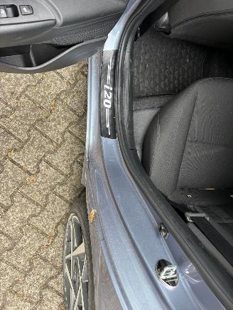 Hyundai I-20 AUTOMAAT 100 PK PREMIUM SPORT BOSE NAVI CLIMA CAMERA LED B.J 12-2024 picture 23