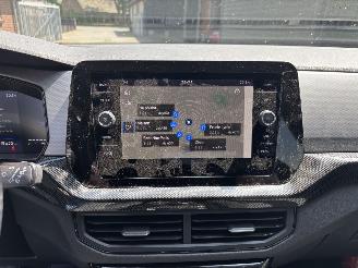 Volkswagen T-Cross TSI 116 PK AUTOMAAT NAVI CLIMA CAMERA LED B.J 06-2024 FACELIFT picture 13