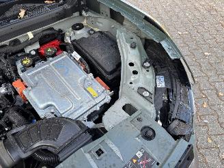 Dacia Duster AUTOMAAT 1.6 HYBRIDE NAVI CLIMA CAMERA PDC LED B.J 12-2024 picture 18