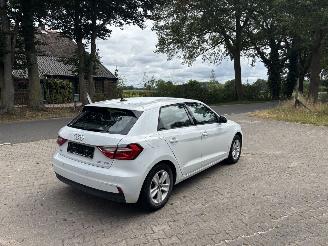 Audi A1 TFSI  VIRT DASH AIRCO PDC B.J 2023 LICHTE SCHADE picture 2