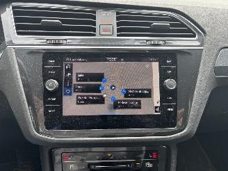 Volkswagen Tiguan AUTOMAAT 150 PK NAVI CLIMA CAMERA VIR DASHBOARD LED TREKHAAK B.J 2024 picture 18