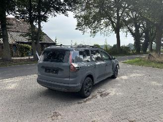 Dacia Jogger 8 HYBRIDE AUTOMAAT 7 PERS EXTREEM NAVI CLIMA CAMERA CRUISE LED B.J 04-2026 picture 2