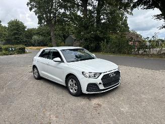 Audi A1 TFSI VIRT DASH AIRCO PDC B.J 2023 picture 3