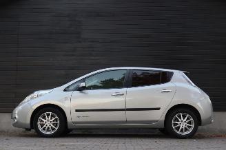 Nissan Leaf Navi Clima Camera lmv B.J 2012 geen schade picture 4