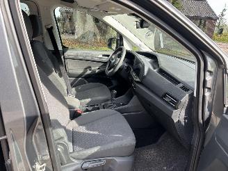 Volkswagen Caddy 1.5 GEEL KENTEKEN 116 PK CLIMA CAMERA TREKHAAK B.J 05-2025 picture 14