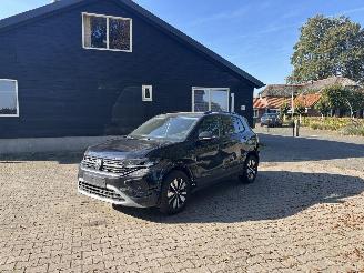 krockskadad bil auto Volkswagen T-Cross AUTOMAAT 116 PK NAVI CLIMA CAMERA B.J 12-2024 2024/12