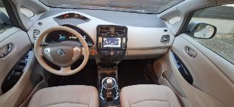 Nissan Leaf AUTOMAAT FULL ELECTRIC Navi Clima Camera lmv B.J 2012 NO DAMAGES picture 5