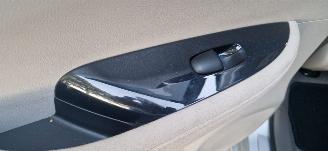 Nissan Leaf AUTOMAAT FULL ELECTRIC Navi Clima Camera lmv B.J 2012 NO DAMAGES picture 12