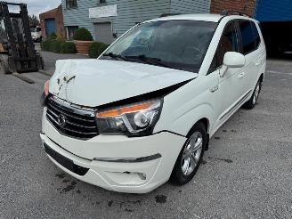 uszkodzony samochody osobowe Ssang yong Rodius  2016/6