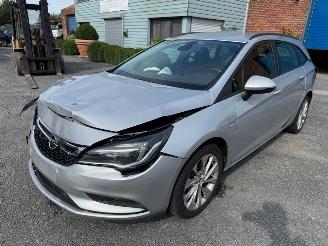 Unfallwagen Opel Astra K 2017/9