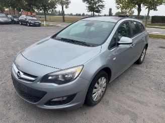 Uttjänta bilar auto Opel Astra  2014/9