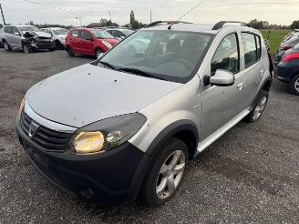 Damaged car Dacia Sandero  2012/9