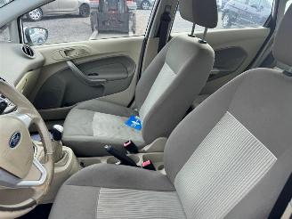 Ford Fiesta  picture 14