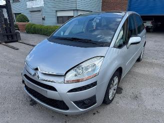 Vaurioauto  passenger cars Citroën C4 PICASSO 2010/10