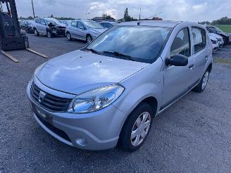 krockskadad bil auto Dacia Sandero I 2008/11