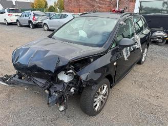 Schadeauto Seat Ibiza  2016/10