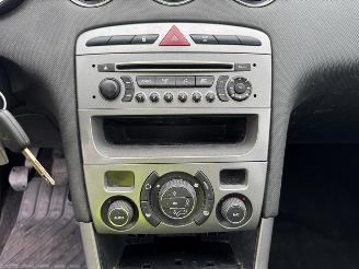 Peugeot 308  picture 15