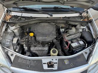 Dacia Sandero I picture 12