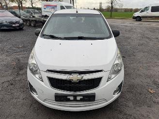 Chevrolet Spark  picture 2