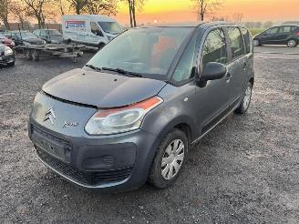 skadebil auto Citroën C3 PICASSO 2010/4