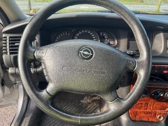 Opel Vectra B picture 17